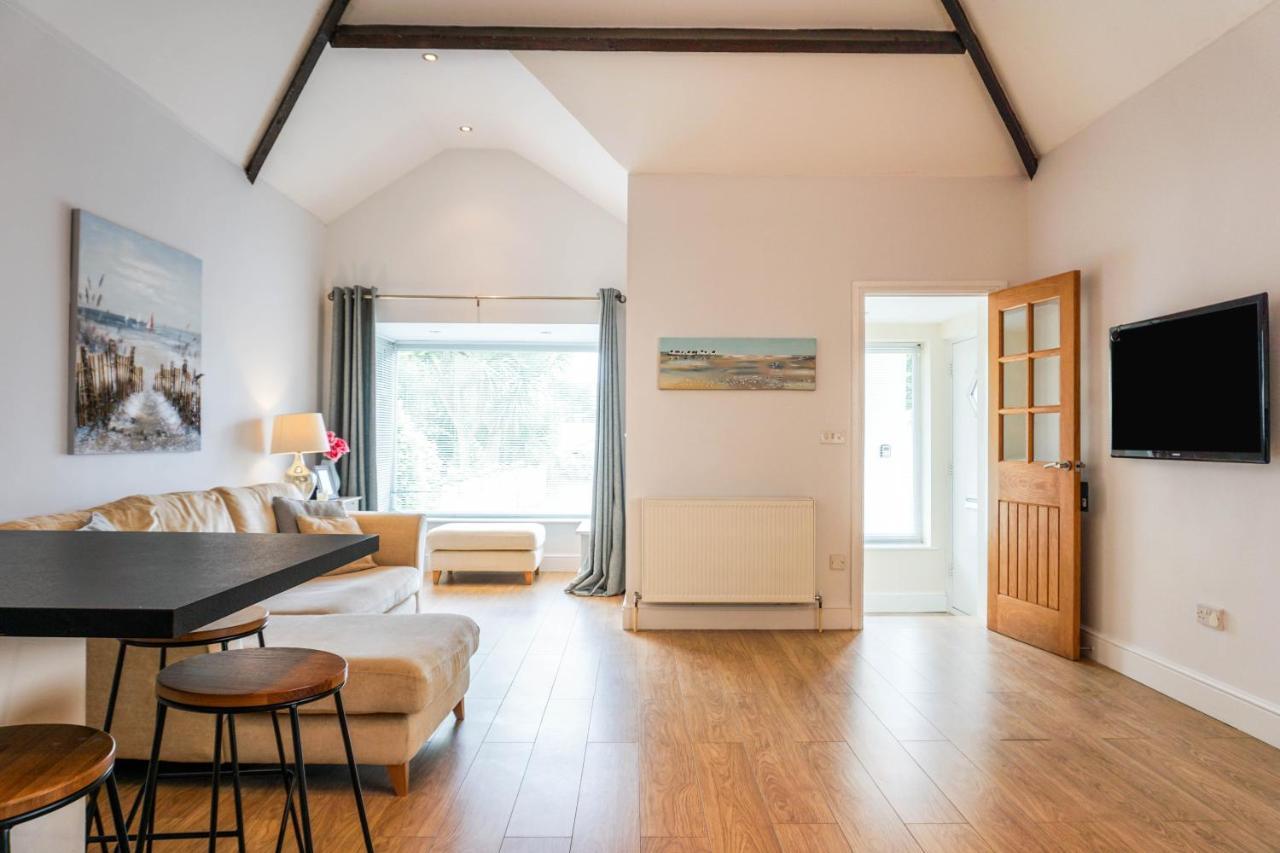The Beach House - Fully Refurbed March 2024 Oystermouth Dış mekan fotoğraf