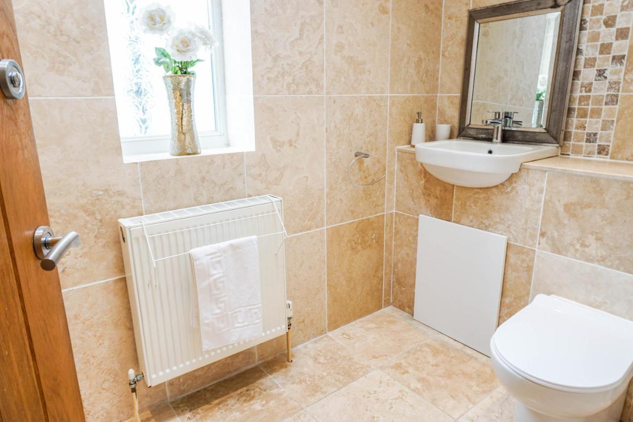 The Beach House - Fully Refurbed March 2024 Oystermouth Dış mekan fotoğraf